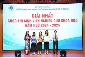 SV ngành Luật Kinh tế đạt Giải Nhất cuộc thi SV NCKH